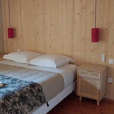 Le Clarou Et D'hotes Oda ve Kahvaltı 3*
