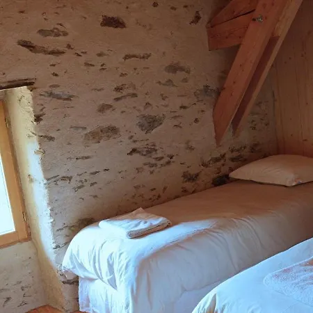 לינה וארוחת בוקר Le Clarou Et D'hotes ואלרוג