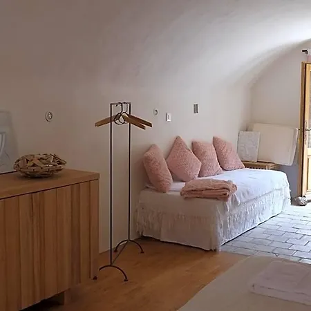 Le Clarou Et D'hotes Bed & Breakfast