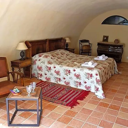 Bed & Breakfast Le Clarou Et D'hotes 3*