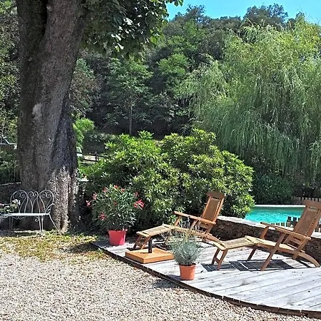Bed & Breakfast Le Clarou Et D'hotes 3*
