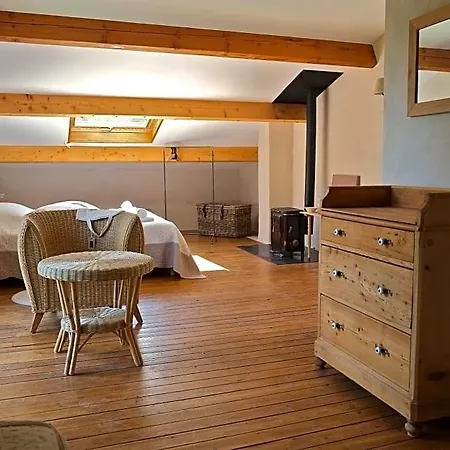 Le Clarou Et D'hotes Bed & Breakfast