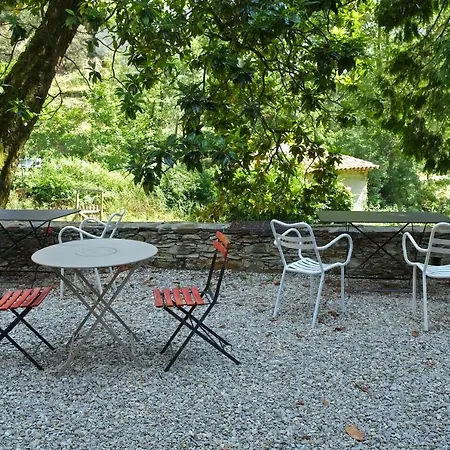 Le Clarou Et D'hôtes 3*