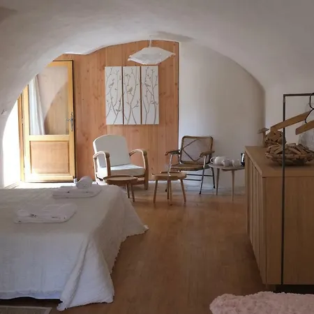 Bed & Breakfast Le Clarou Et D'hotes 3*