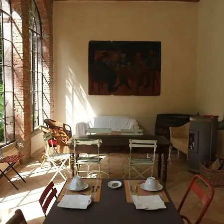 Le Clarou Et D'hotes Bed & Breakfast